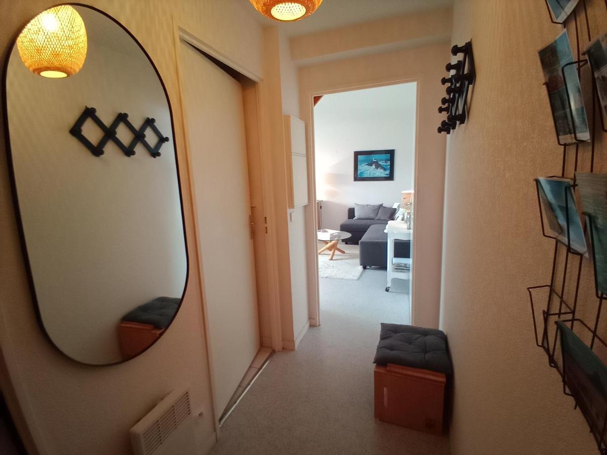Ferienwohnung Duplex Les Pieds Dans L' Eau Jullouville-les-Pins Exterior foto