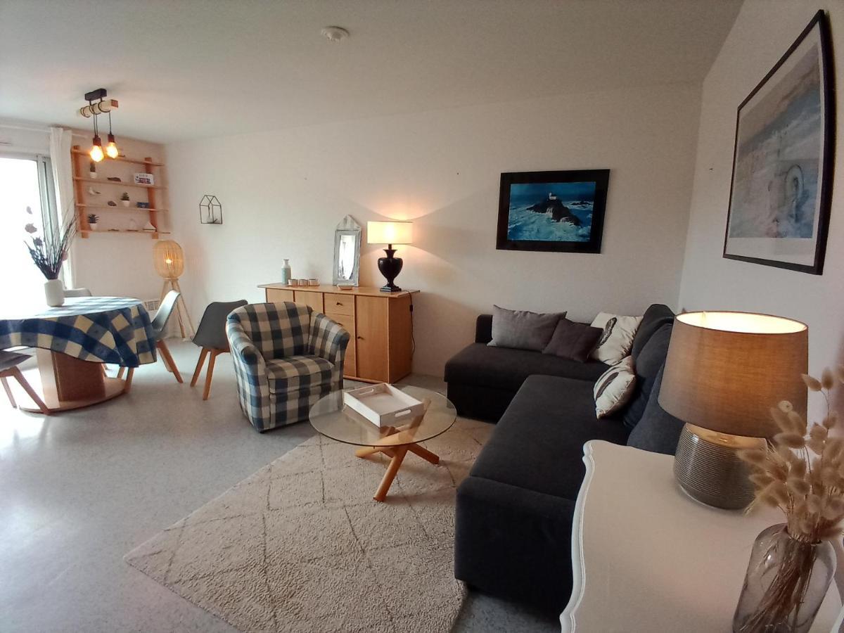 Ferienwohnung Duplex Les Pieds Dans L' Eau Jullouville-les-Pins Exterior foto